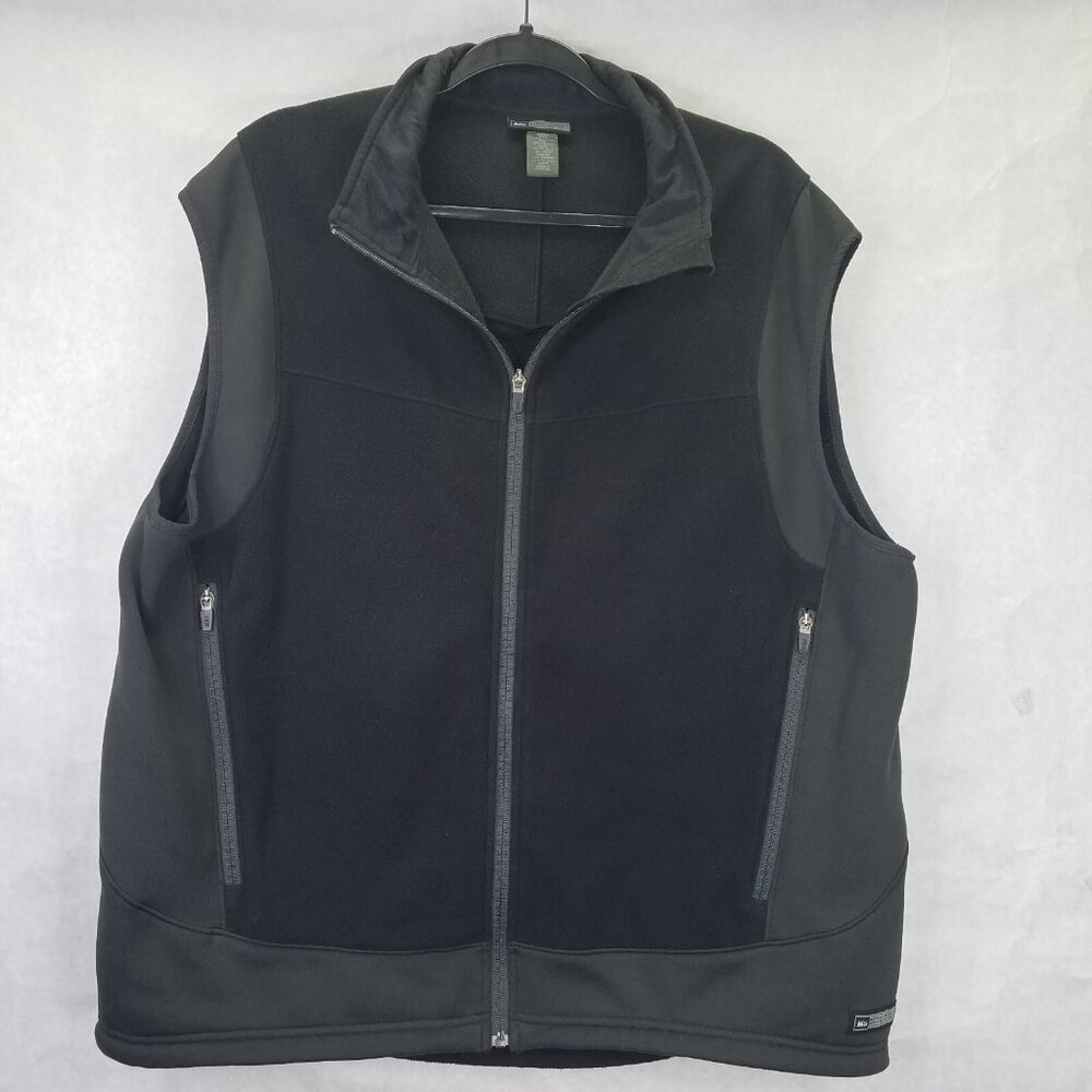 REI Polartec Vest Men's XXL Full Zip Fleece Outdoor Black Pockets Stretch Sides